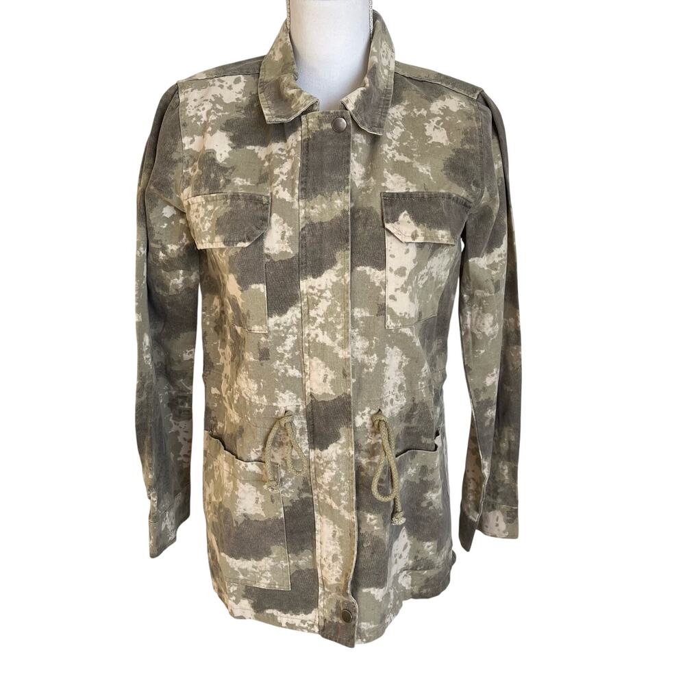 Mystree Jacket Women's Size Small Green Camo Camouflage Drawstring Buttons NWT
